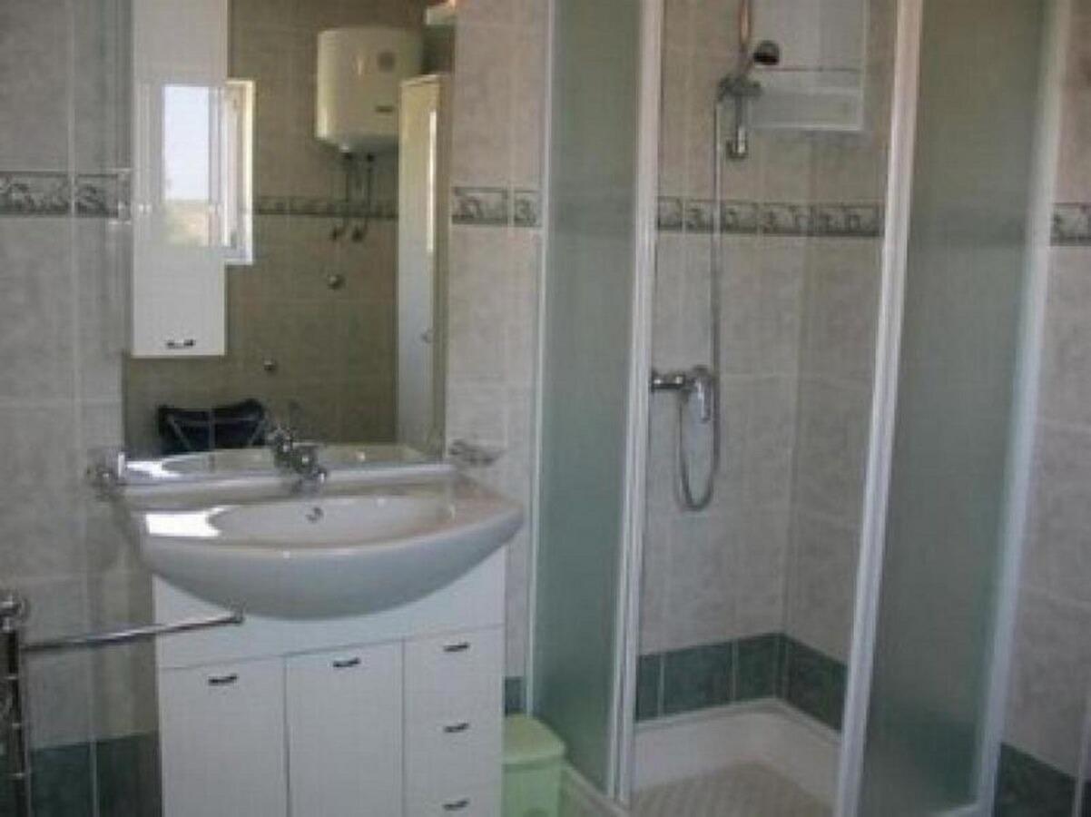 Apartment Gordana Kosljun Екстер'єр фото
